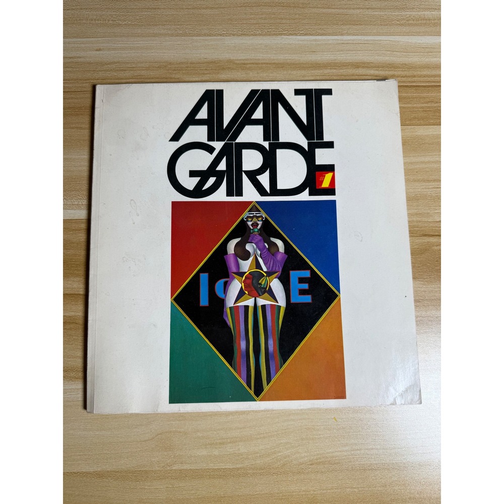 Avant Garde Magazine #7 No More War International Poster Competition‎ Art Book